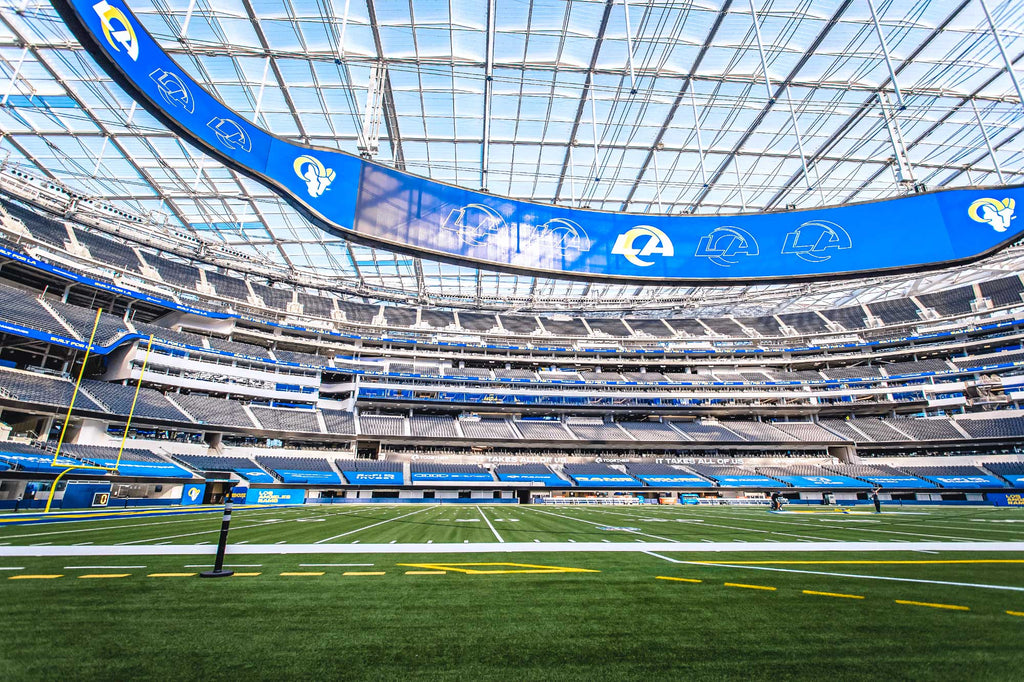 Los Angeles Rams vs Arizona Cardinals Field-side Suite Experience